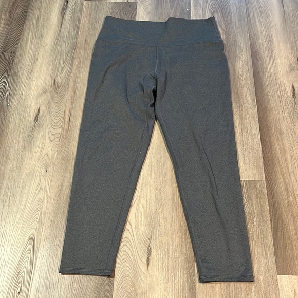 Aerie Chill Play Move Gray Leggings - Picture 3 of 9